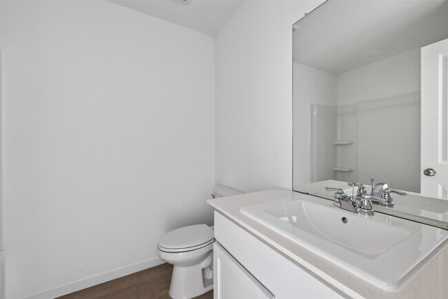 Building Photo - 3302 Hereford Dr