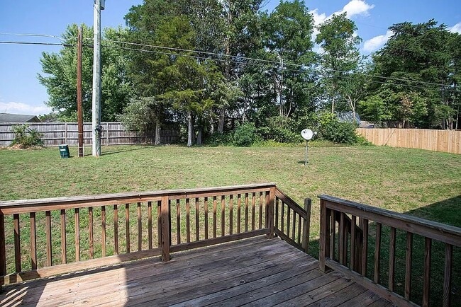 Building Photo - 96 Laurel Wood Dr