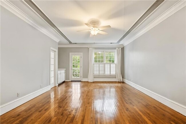 Building Photo - 430 W Wesley Rd NW