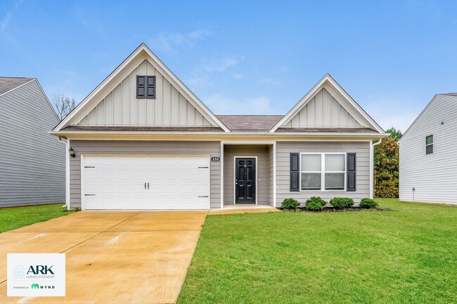Building Photo - 450 Clover Cir