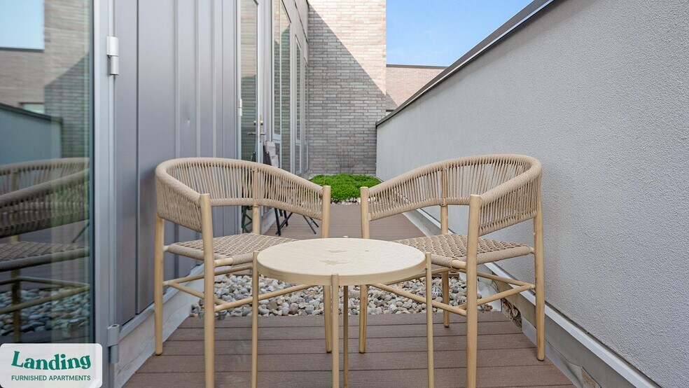 Building Photo - 299 DeBaliviere Ave