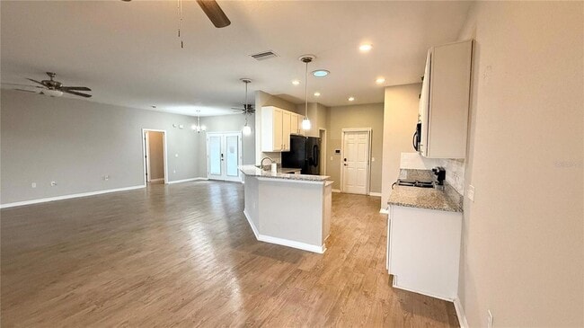 Building Photo - 5432 Hogan Ln