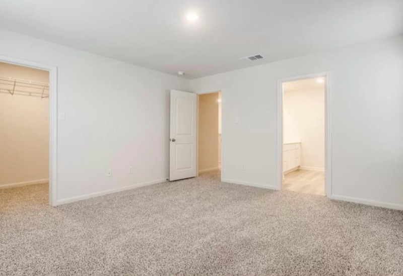 Building Photo - 203 Marsh Ln