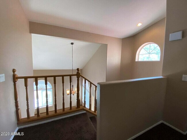 Building Photo - 1406 W Lake Mirage Ct