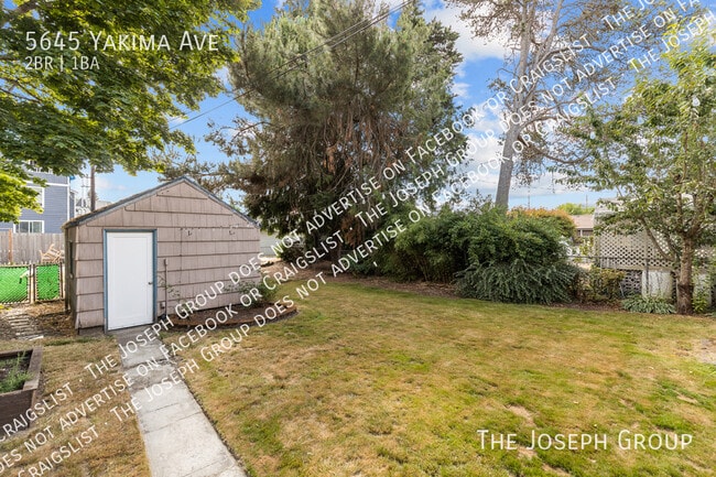 Building Photo - 5645 S Yakima Ave