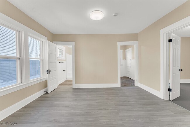 Building Photo - 3865 W 16th St