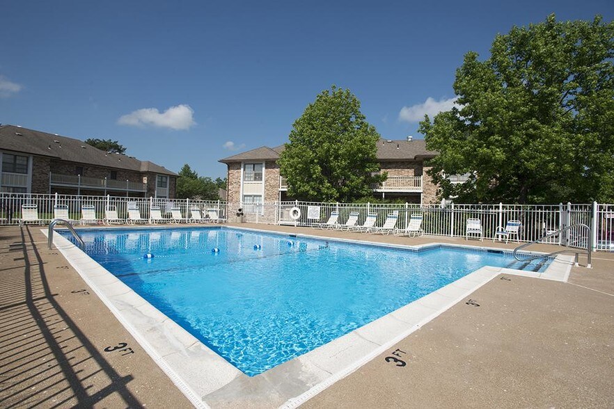 Ashwood Apartments 1021 Ashland Rd Columbia MO 65201 Apartment Finder