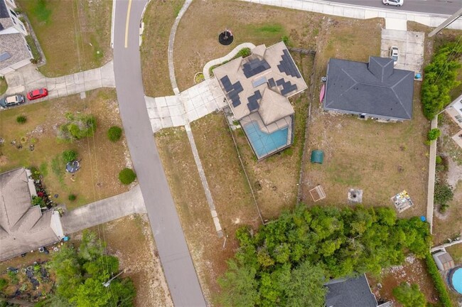 Building Photo - 2602 Adelia Blvd