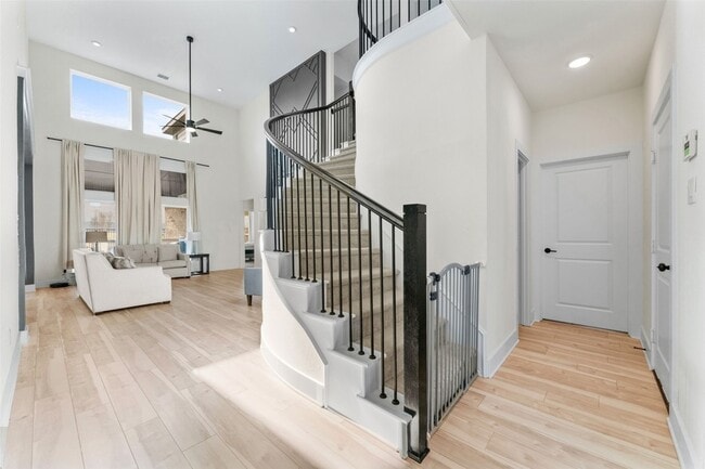 Building Photo - 1360 Chisos Wy