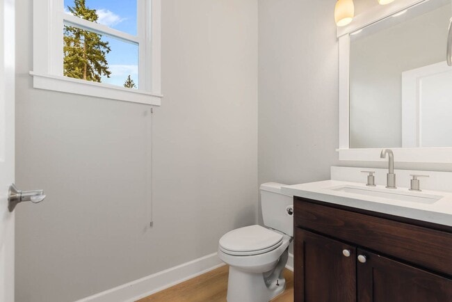 Building Photo - 11722 NE 112th St