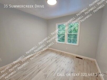 Building Photo - 35 Summercreek Dr