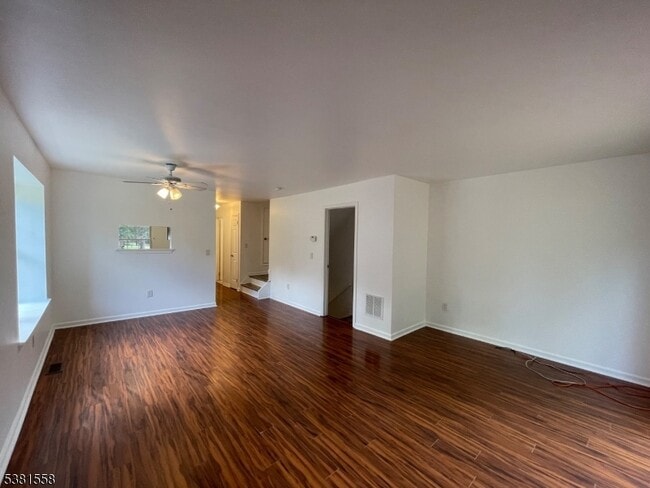 Building Photo - 608 Wedgewood Cir