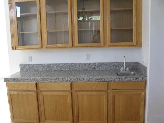Building Photo - Beautiful Three Bedroom Home in Summerlin