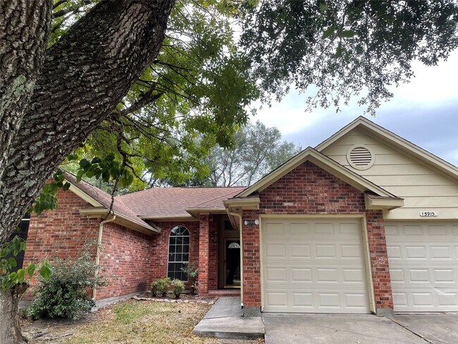 Primary Photo - 15915 Blue Mesa Ridge Dr