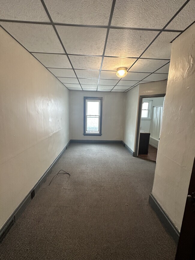 Building Photo - 1608 Main St