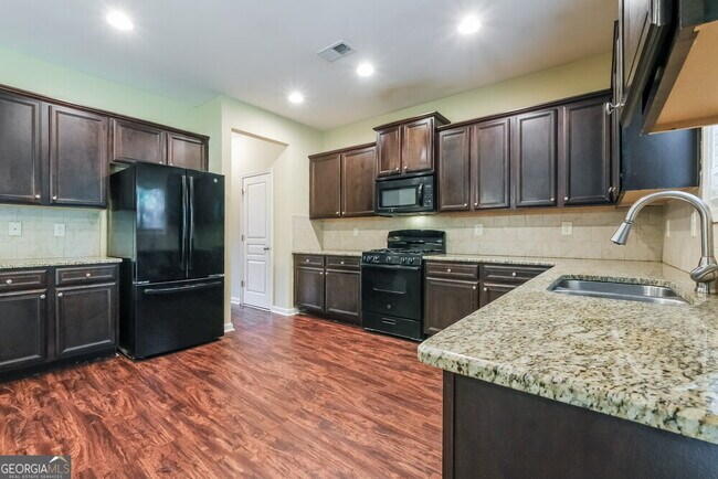 Building Photo - 775 Westmoreland Ln NE