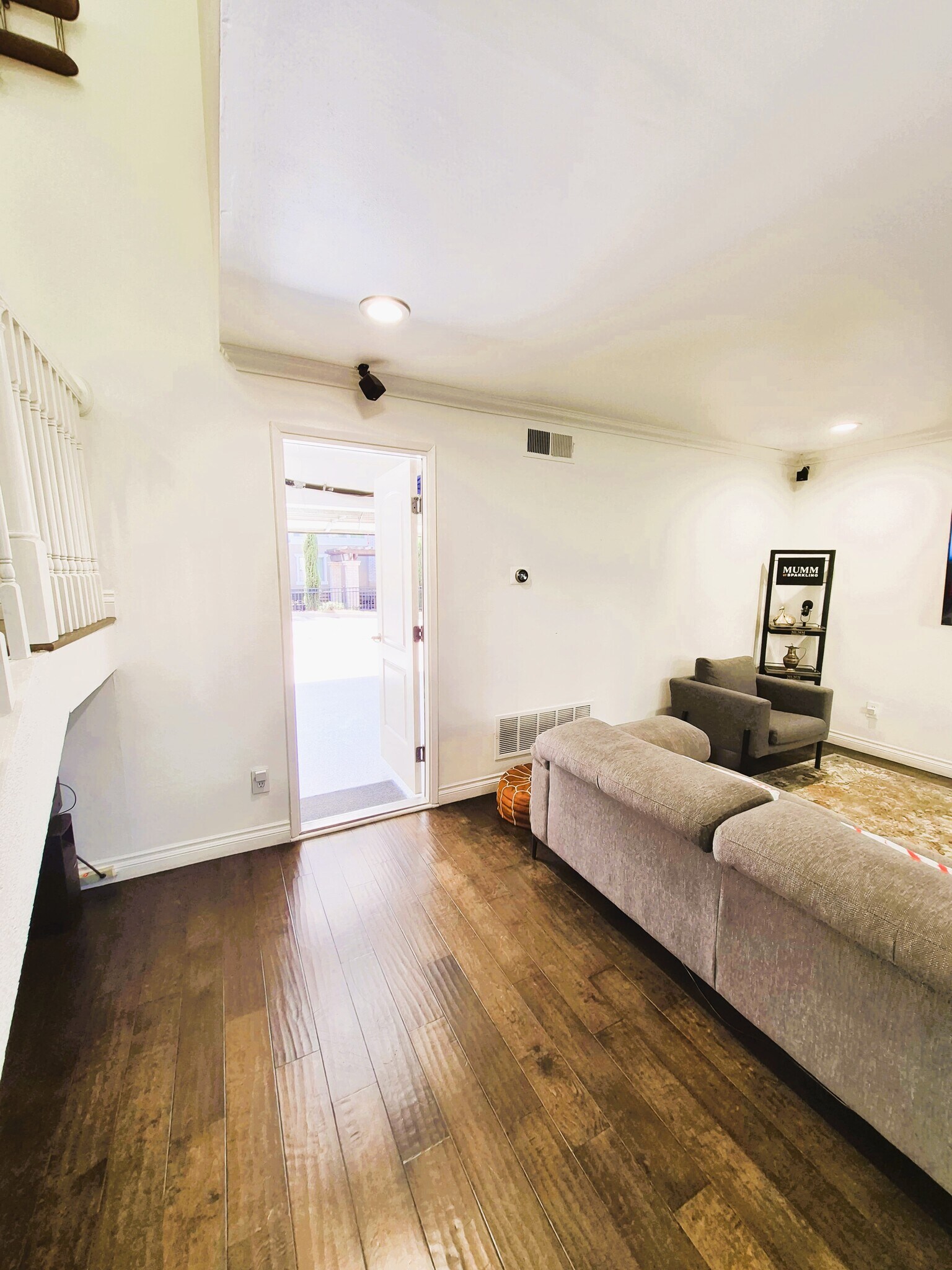 Building Photo - 5313 Sevilla Ct