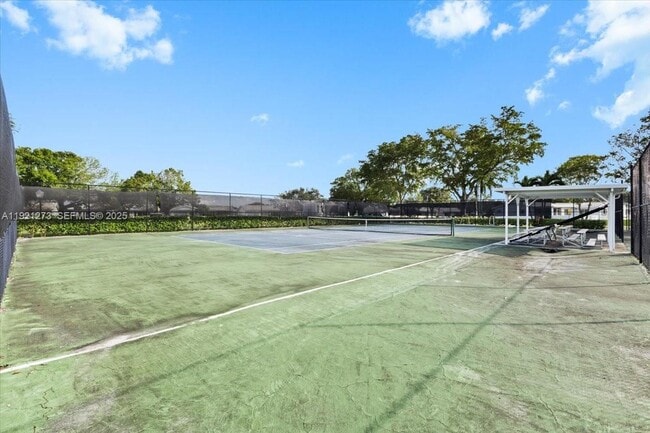 Building Photo - 1020 NW 88th Ave