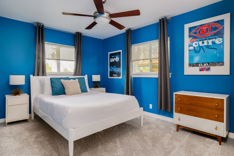 Building Photo - 3202 Santa Monica Dr