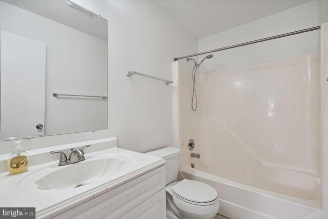 Building Photo - 11512 Alcinda Ln