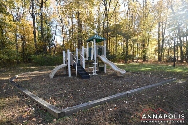 Building Photo - 1200 Bay Highlands Dr