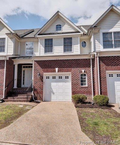 Building Photo - 104 Chanticleer Ct
