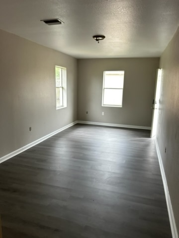 Master bedroom - 1205 Ave F