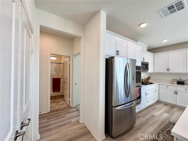 Building Photo - 36224 Owens Dr