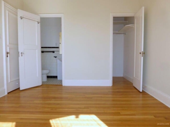 Building Photo - 2201 Pacific Ave