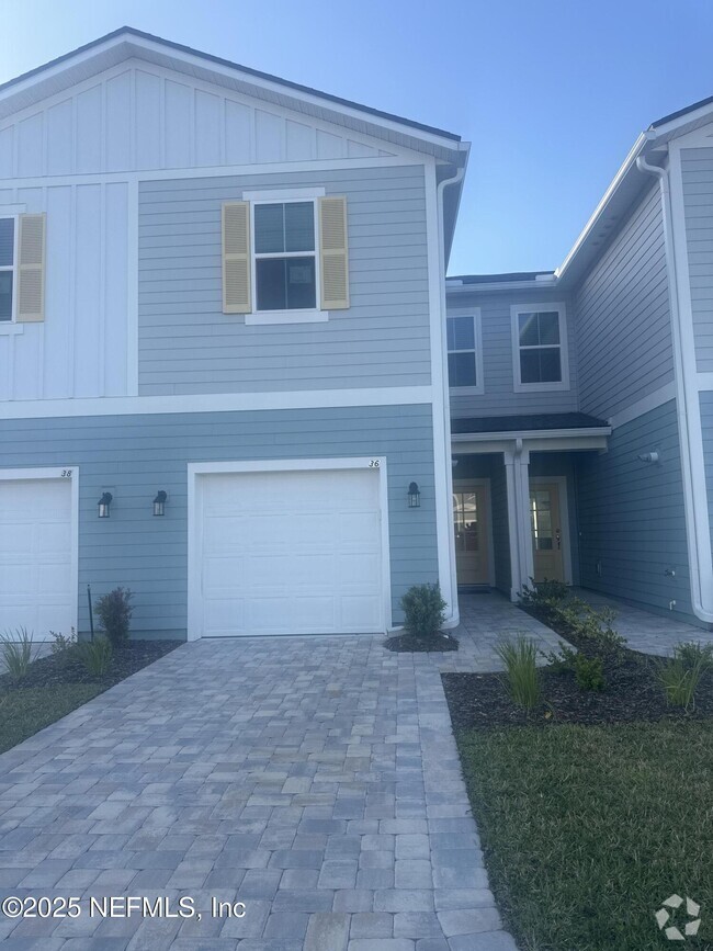 Building Photo - 24 Thurnham Ln