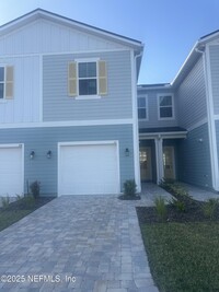 Building Photo - 32 Thurnham Ln