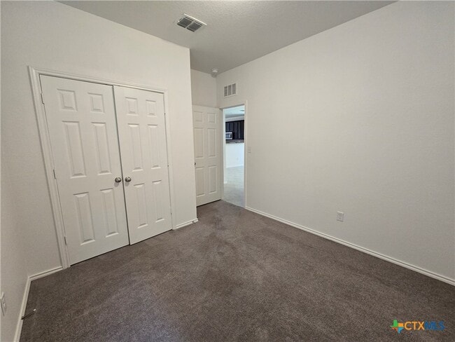 Building Photo - 334 Mistflower