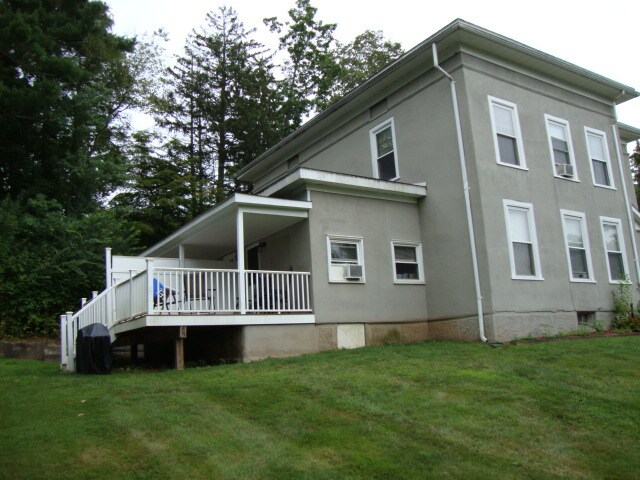 Building Photo - 20 Church St