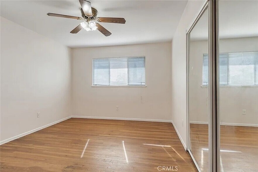 Building Photo - 194 W Blaine St