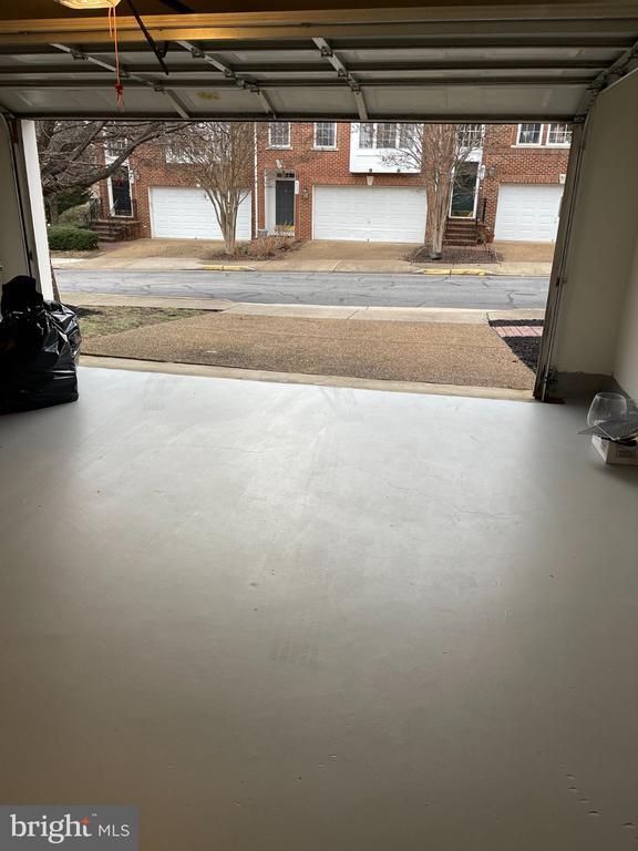 Building Photo - 6256 Shackelford Terrace