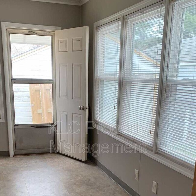 Building Photo - 3939 14th St