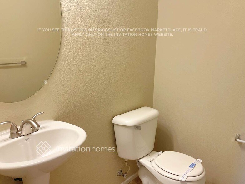 Building Photo - 8787 W Sylvia Beach Ct