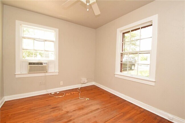 Building Photo - 3701 Werner Ave