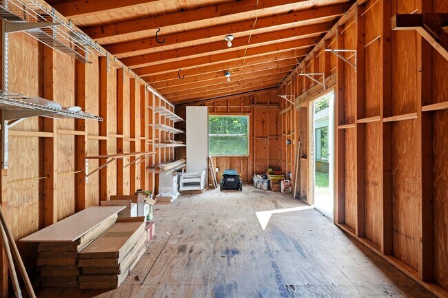 Building Photo - 2266 SW 43rd Pl