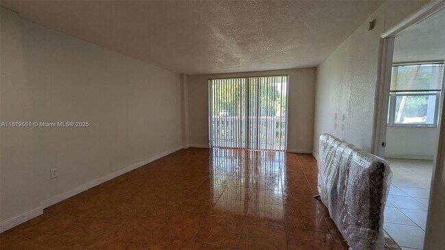 Building Photo - 15600 NW 7th Ave