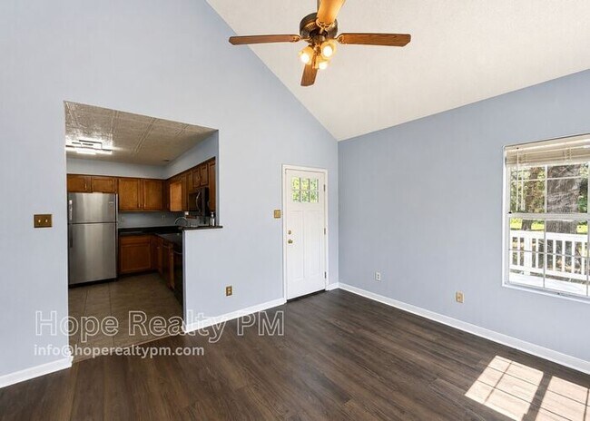 Building Photo - 3511 Silver Oak Ct