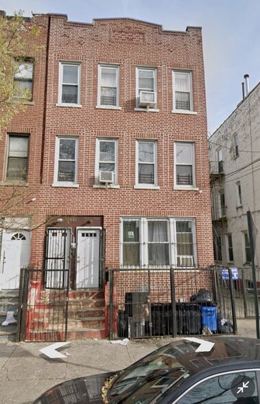 Building Photo - 651 Vermont St