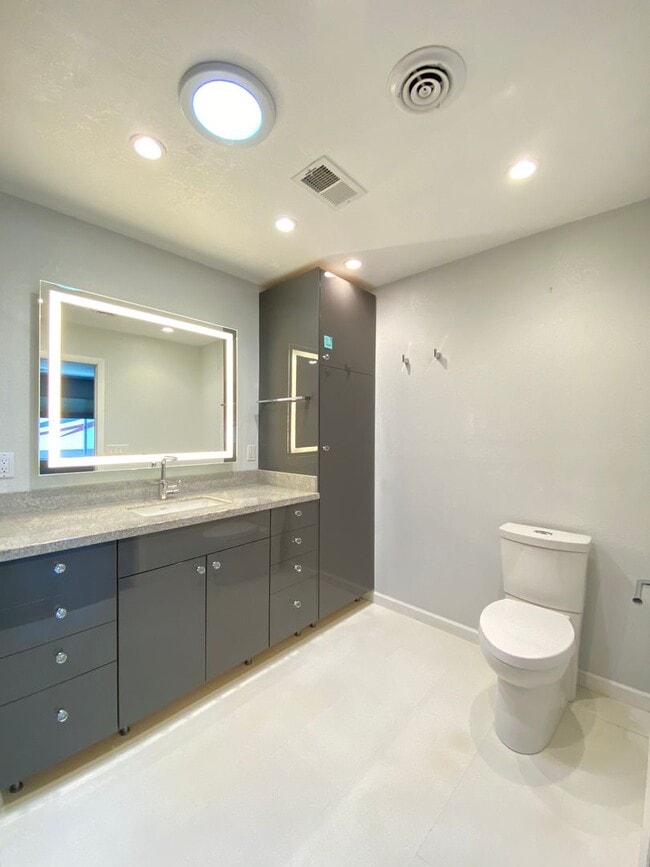 Building Photo - Remodeled Modern Single Story, Benicia