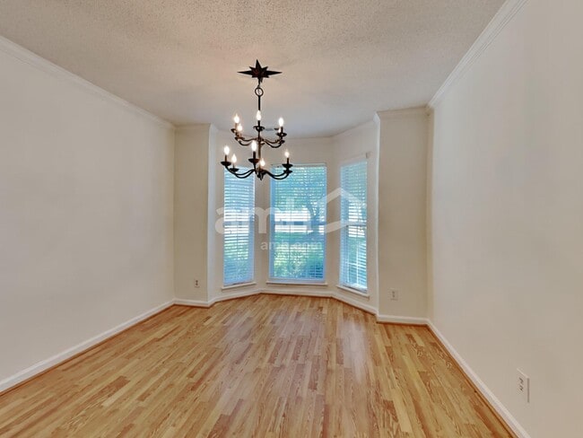 Building Photo - 13211 Peacock Ln