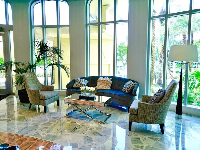 Building Photo - 2501 S Ocean Dr