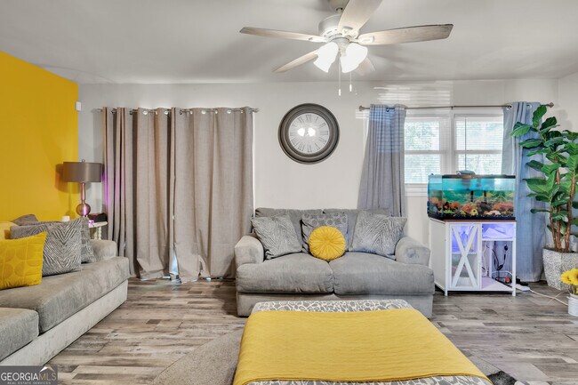 Building Photo - 6575 Hidden Brook Trail