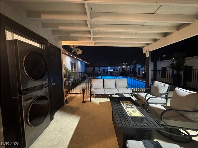 Building Photo - 5372 Princess Jean St