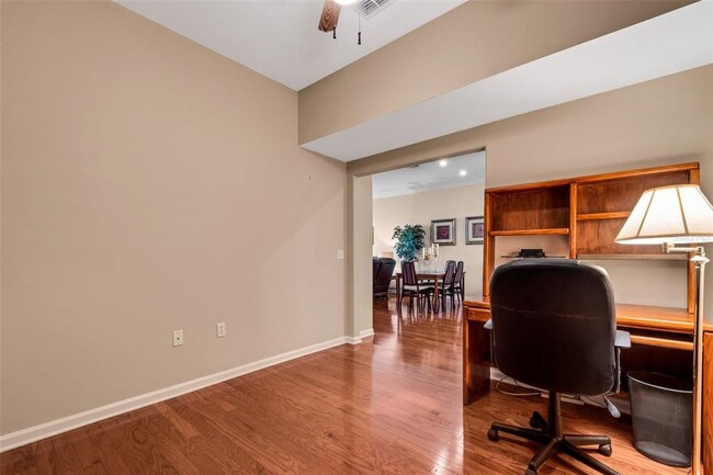 Building Photo - 415 Enclave Pl