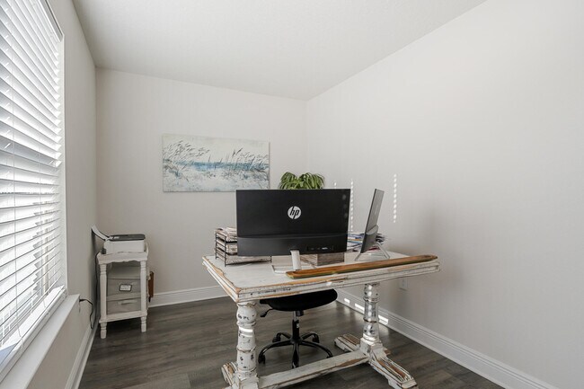 Building Photo - 113 Ridgeway Cir