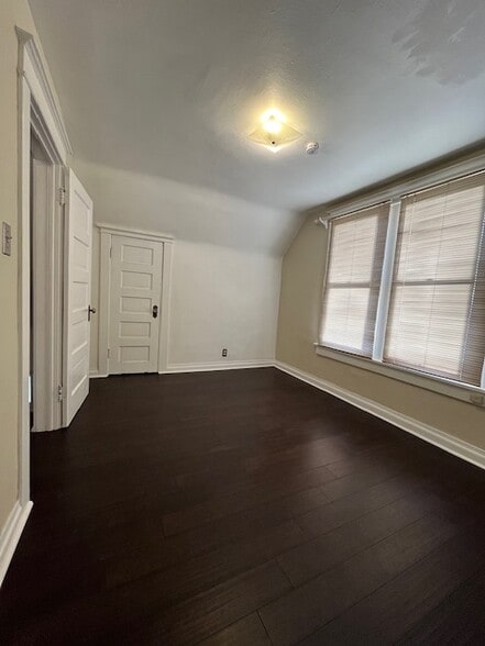 Bedroom - 4361 Raleigh St